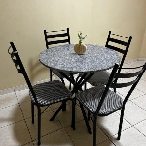 Mesa de Jantar 4 Cadeiras Redonda Artefamol América Capri
