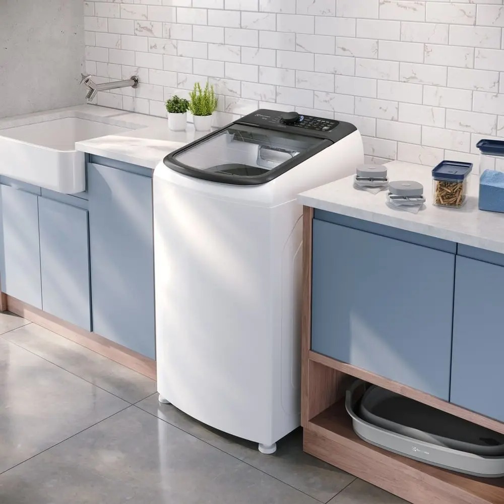 Máquina de Lavar Electrolux Efficient 13kg Branca Compacta, Econômica e Pré-diluição (LET13) 110/220V - Imagem 5